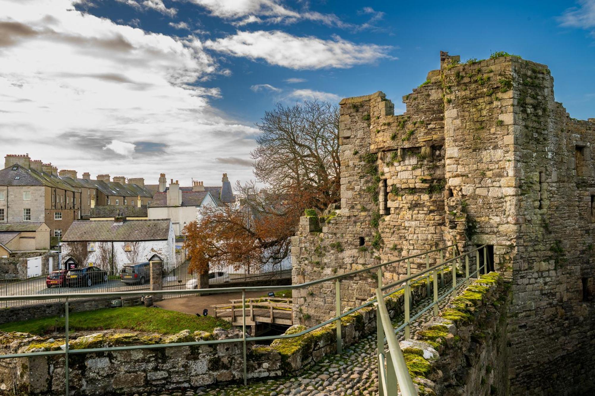 Castle Court Hotel Beaumaris Eksteriør billede