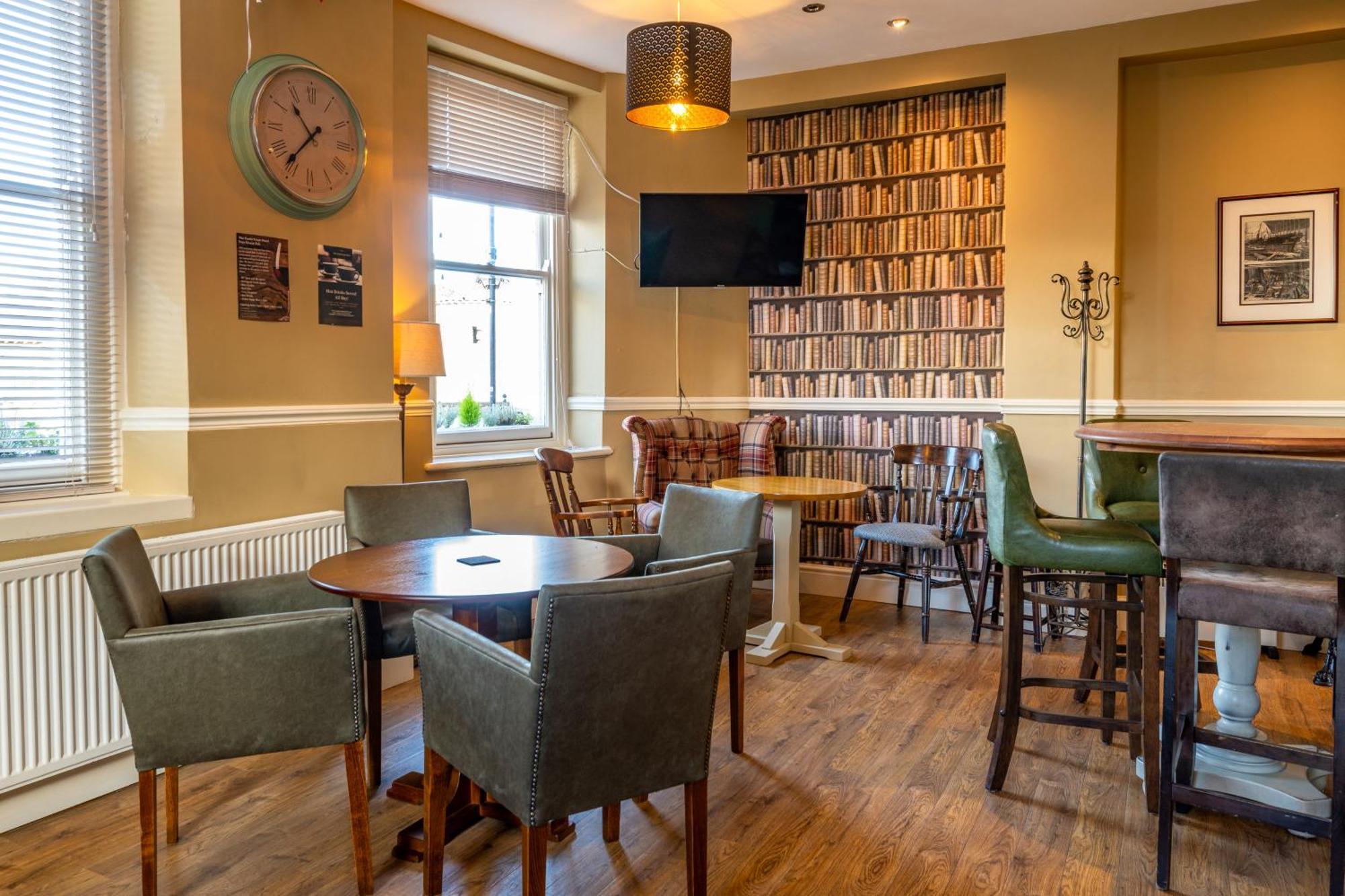 Castle Court Hotel Beaumaris Eksteriør billede