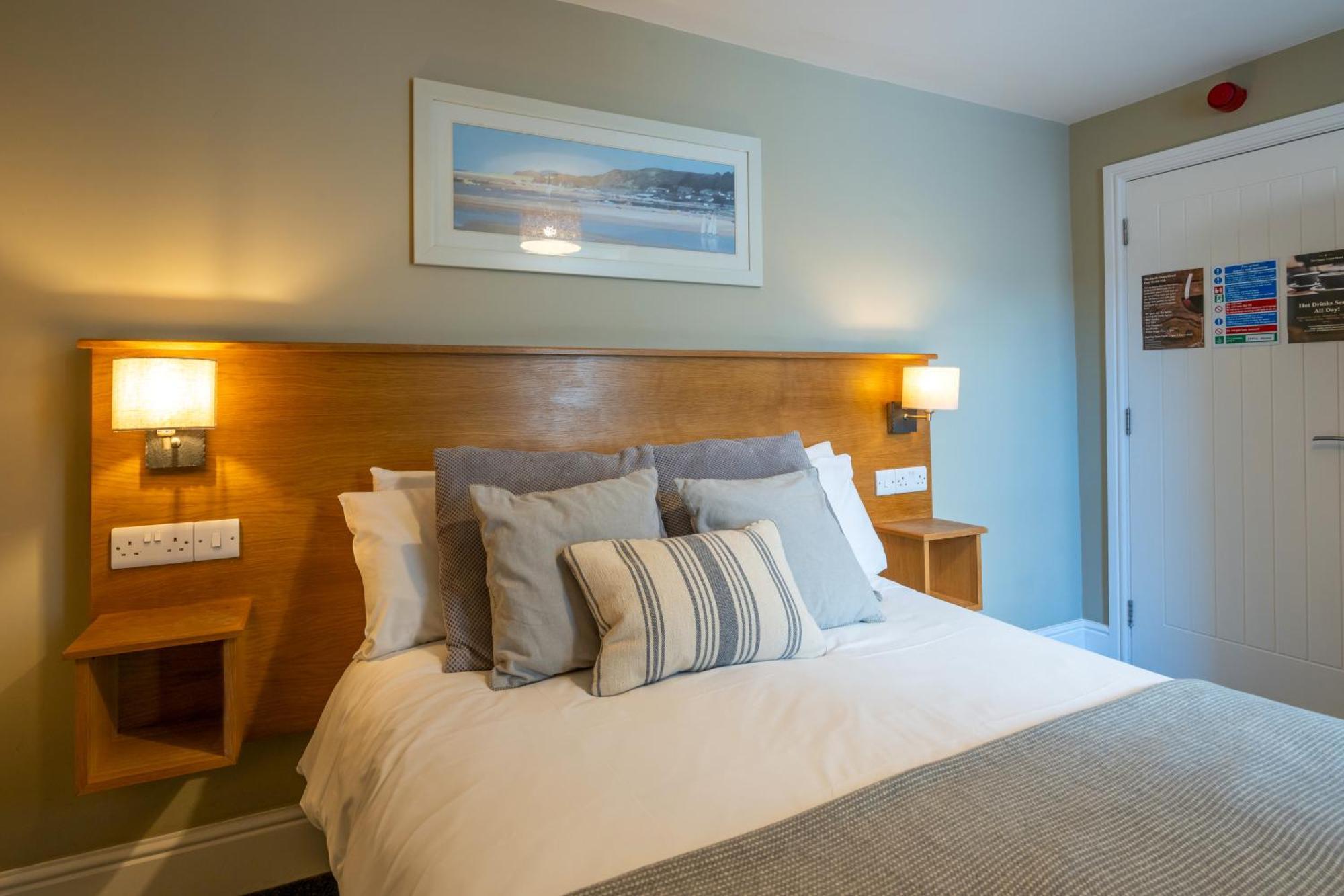 Castle Court Hotel Beaumaris Eksteriør billede