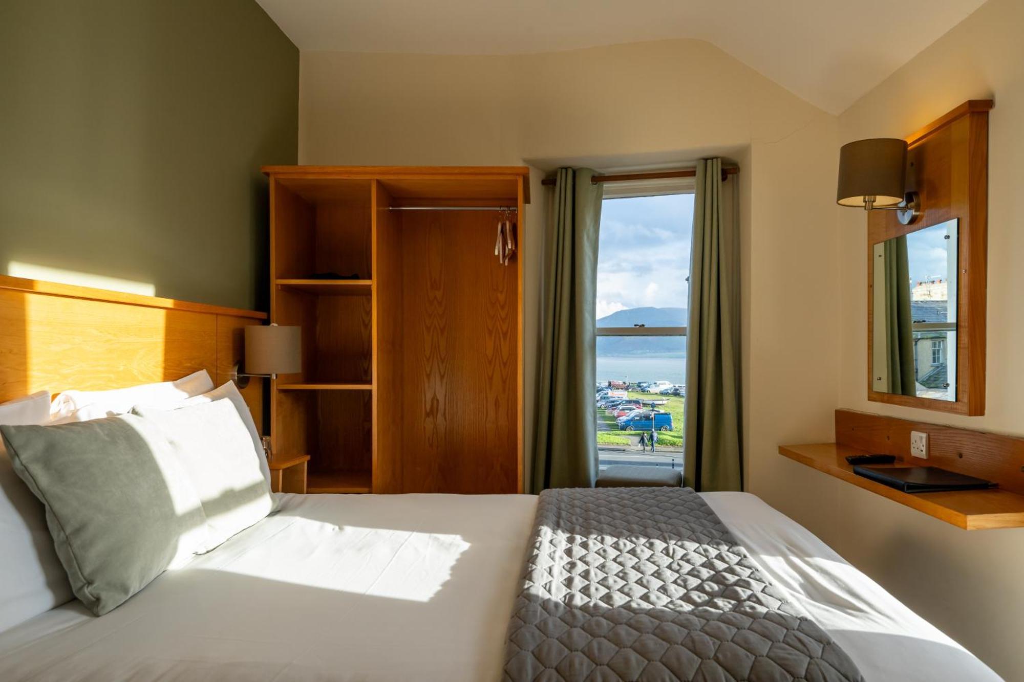 Castle Court Hotel Beaumaris Eksteriør billede