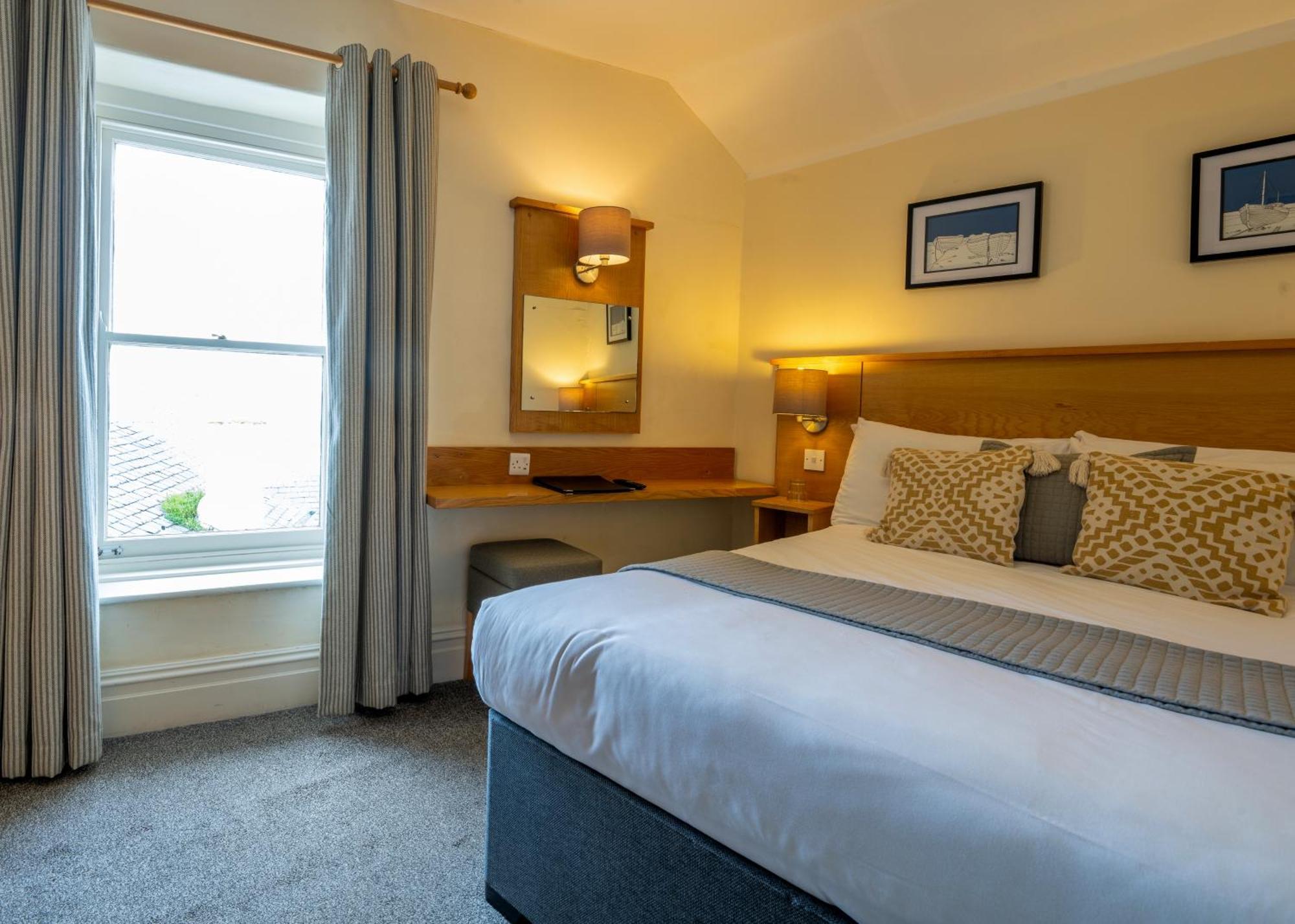 Castle Court Hotel Beaumaris Eksteriør billede