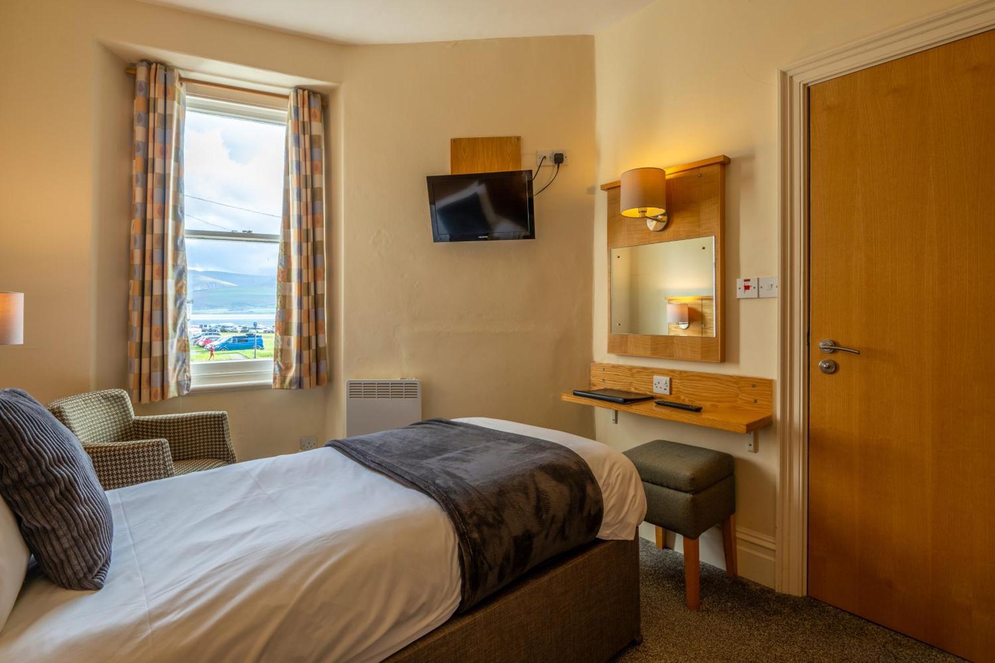 Castle Court Hotel Beaumaris Eksteriør billede