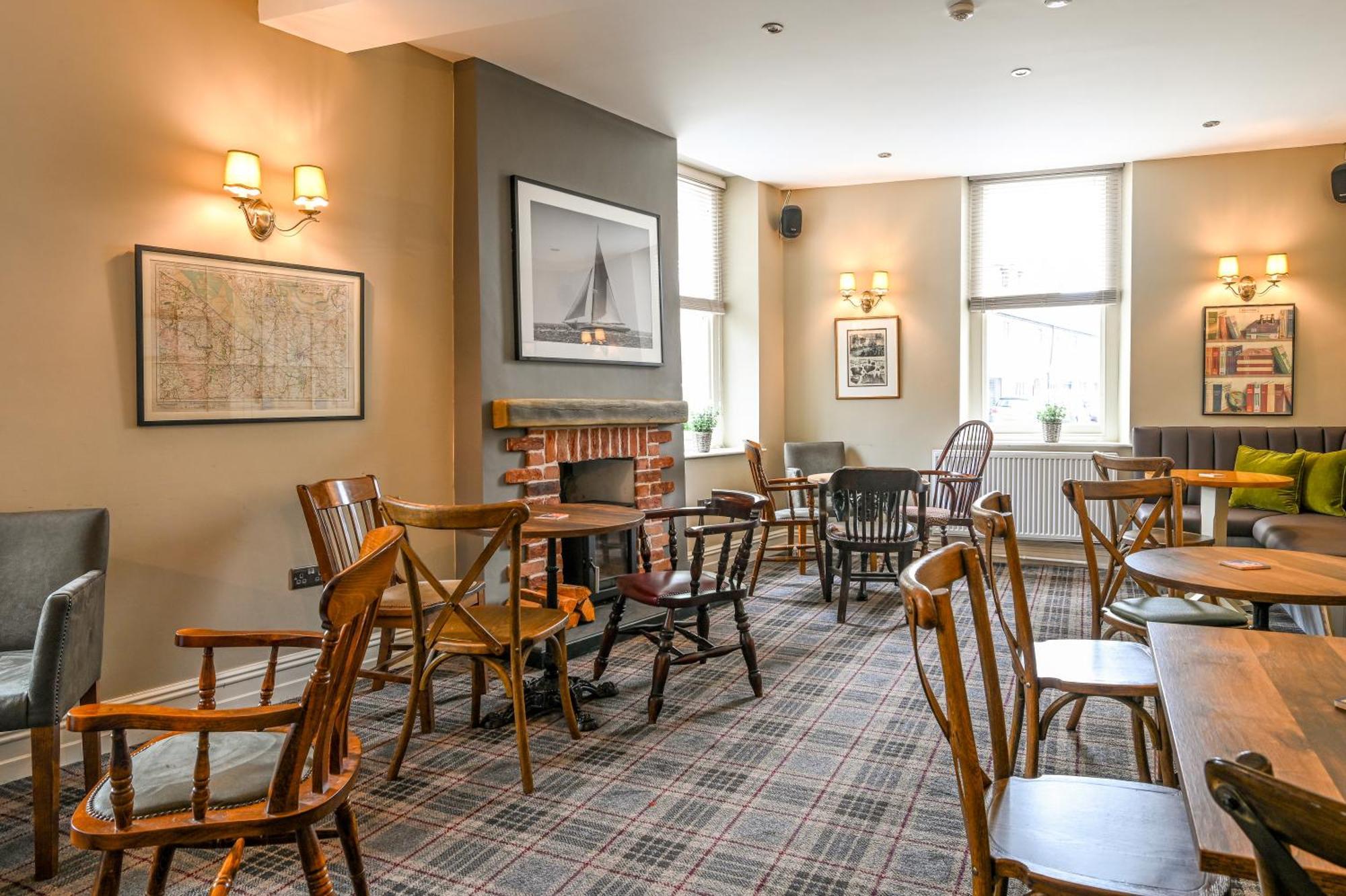 Castle Court Hotel Beaumaris Eksteriør billede